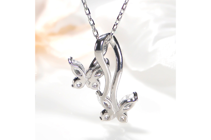 ネックレス プラチナ Pt900 ダイヤモンド 0.5ct 蝶 モチーフ ペンダント レディース ちょうちょ バタフライ ジュエリー ダイヤ 【f280-d-pt】 [株式会社オーダーメイドジュエリーメイ 山梨県 韮崎市 20745057]