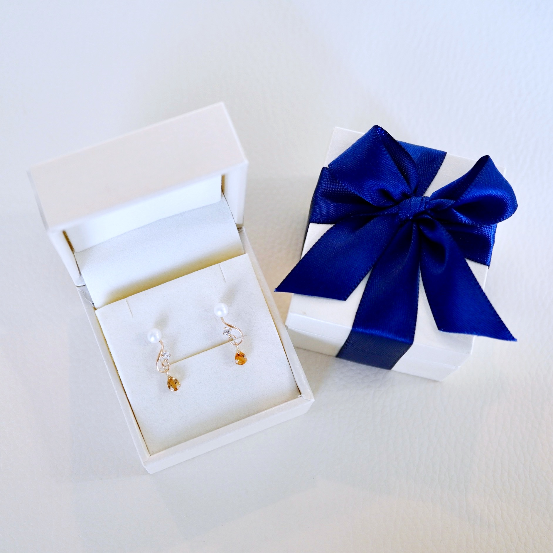 K10YG(10金) イエローゴールド シトリン パール ピアス 揺れる 保証書付 2066 242-051-a