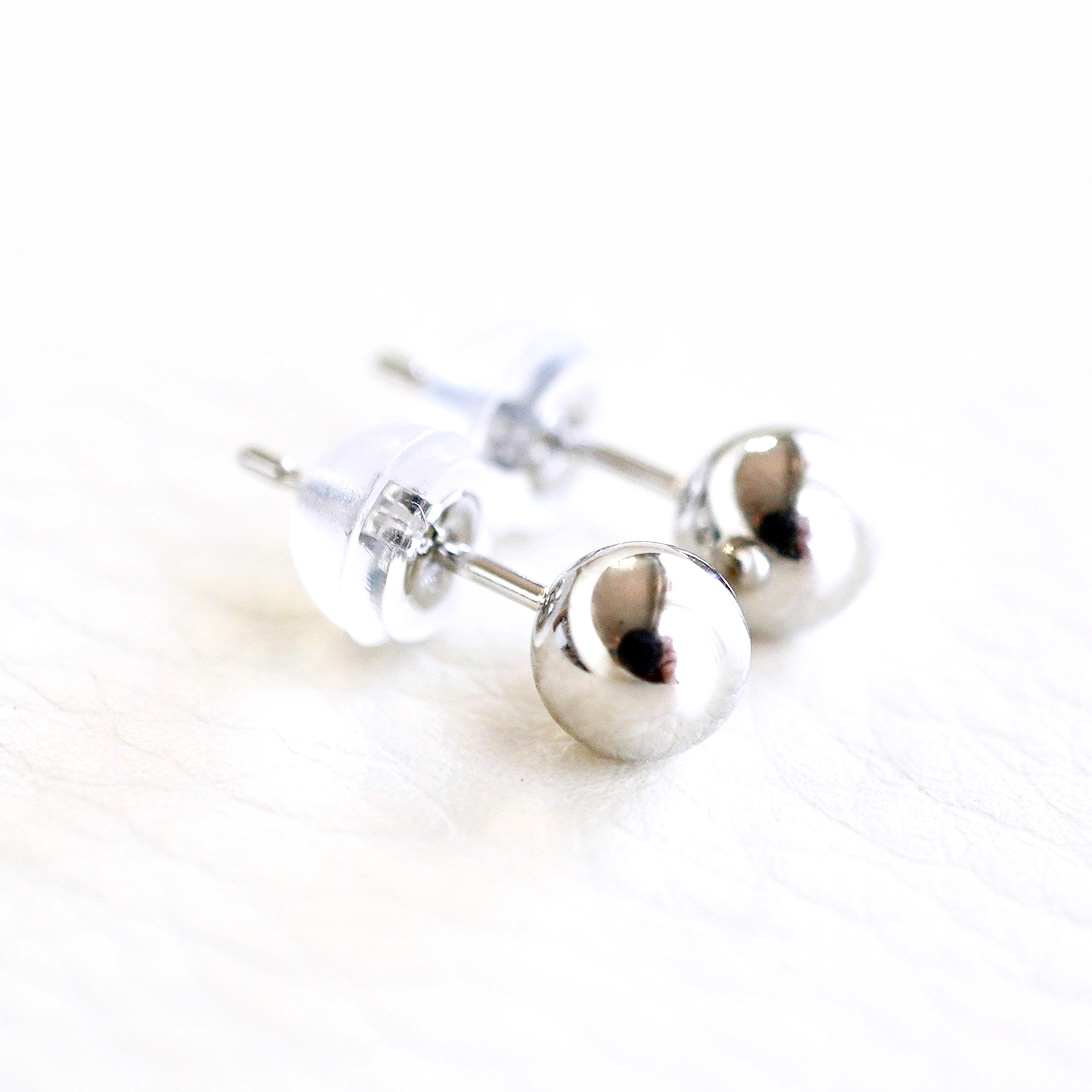 【ジュエリー】Pt900 プラチナ 地金 シンプル ボール ピアス (5mm) 保証書付 KO-0003 242-009-a