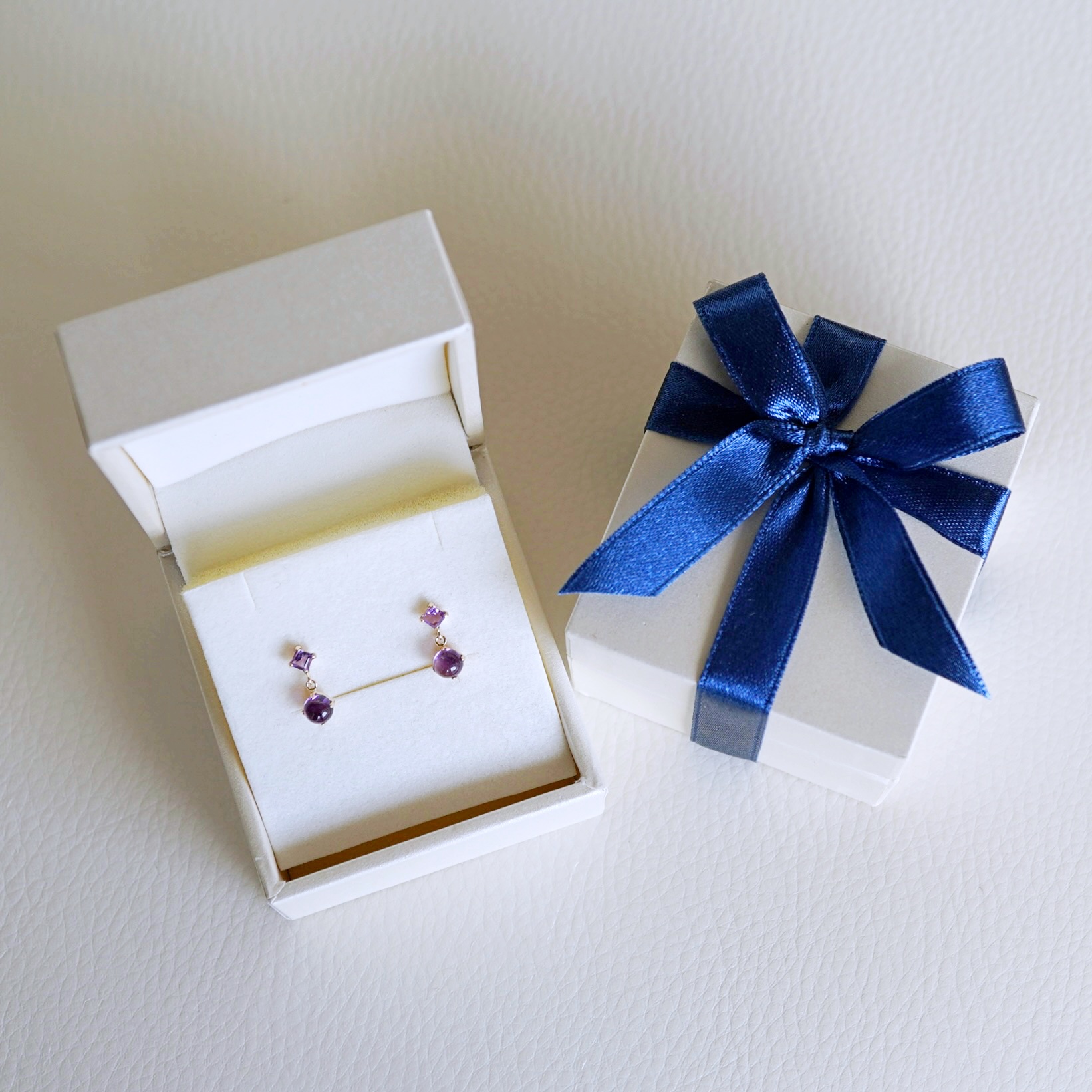 【ジュエリー】K10 イエローゴールド アメシスト 揺れる ピアス 保証書付 SR-2012 242-003-a