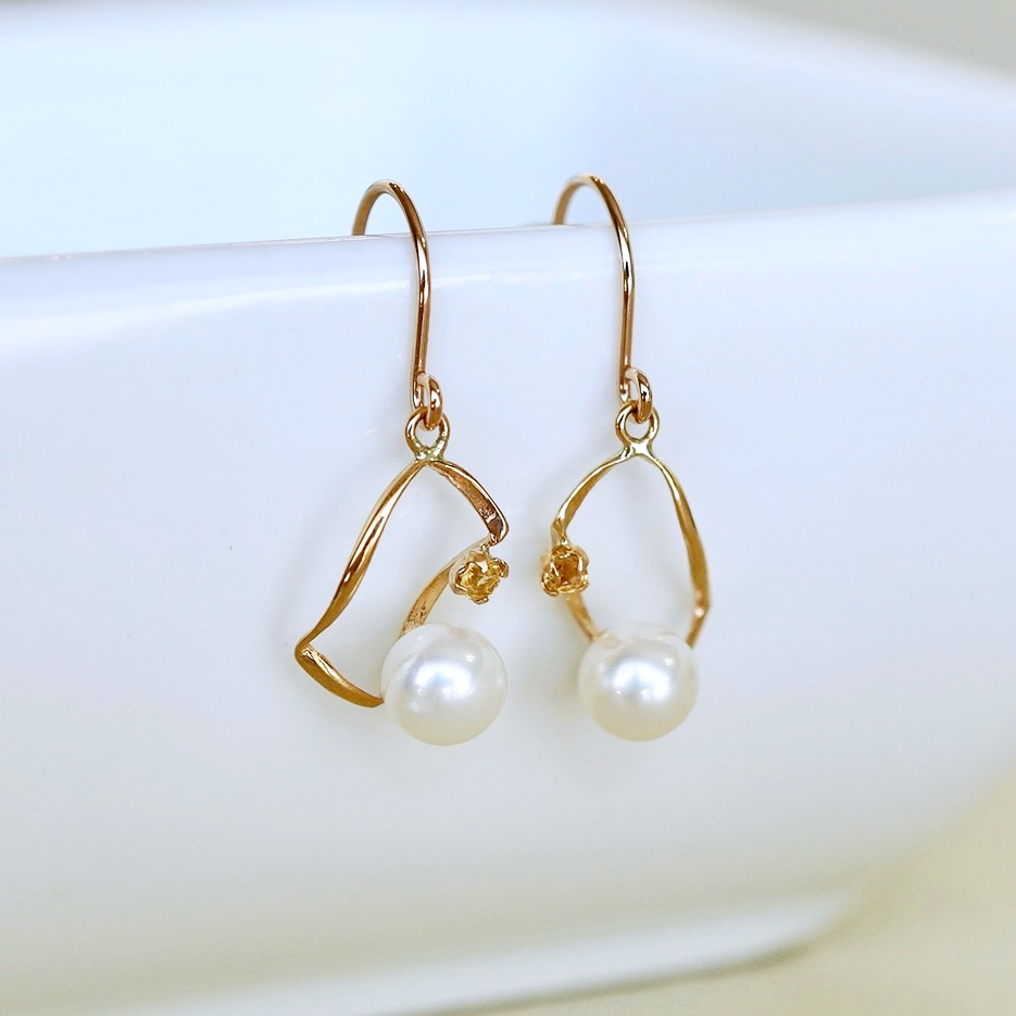 K10YG(10金) イエローゴールド 揺れる シトリン&パール ピアス 保証書付 G-034 242-044-c