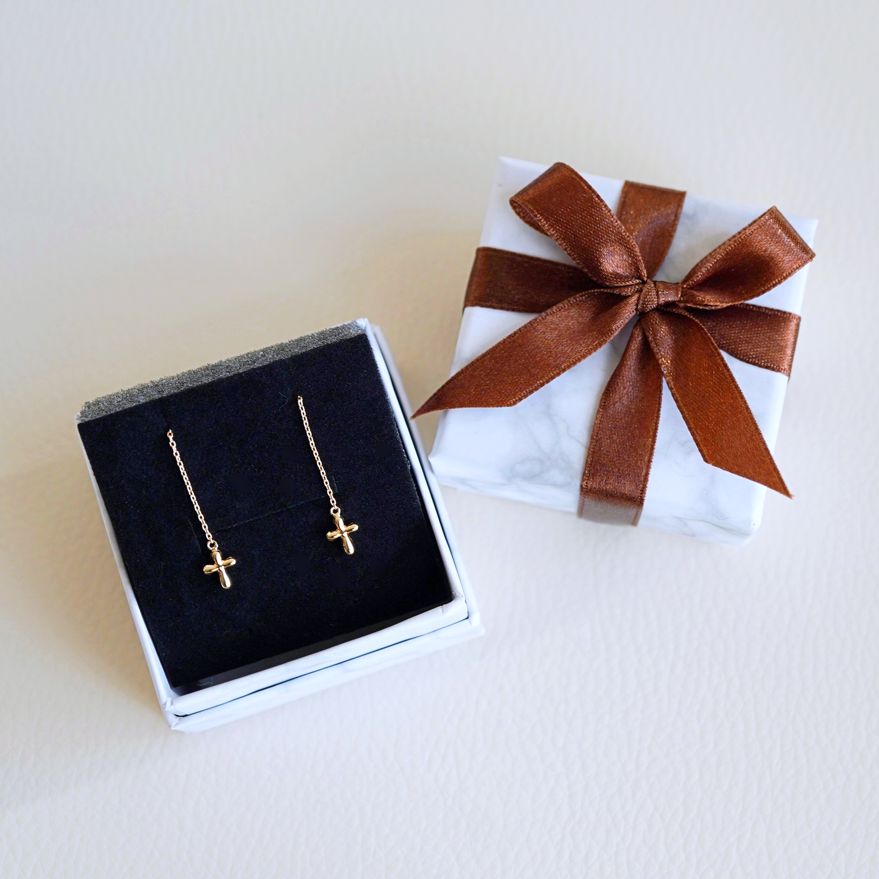 K18(18金) イエローゴールド 地金　クロス 十字架 チェーン ピアス 保証書付 SMK-5252 242-023-c