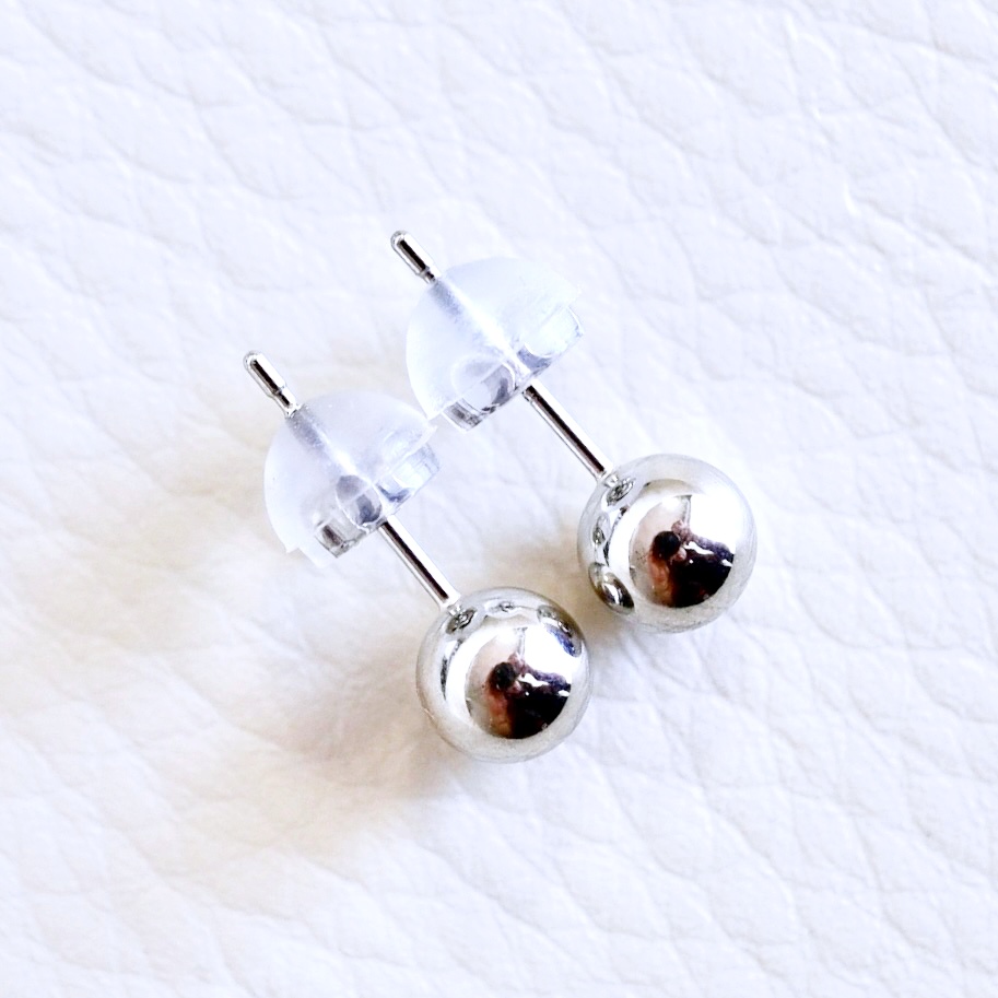 【ジュエリー】Pt900 プラチナ 地金 シンプル ボール ピアス (5mm) 保証書付 KO-0003 242-009-a