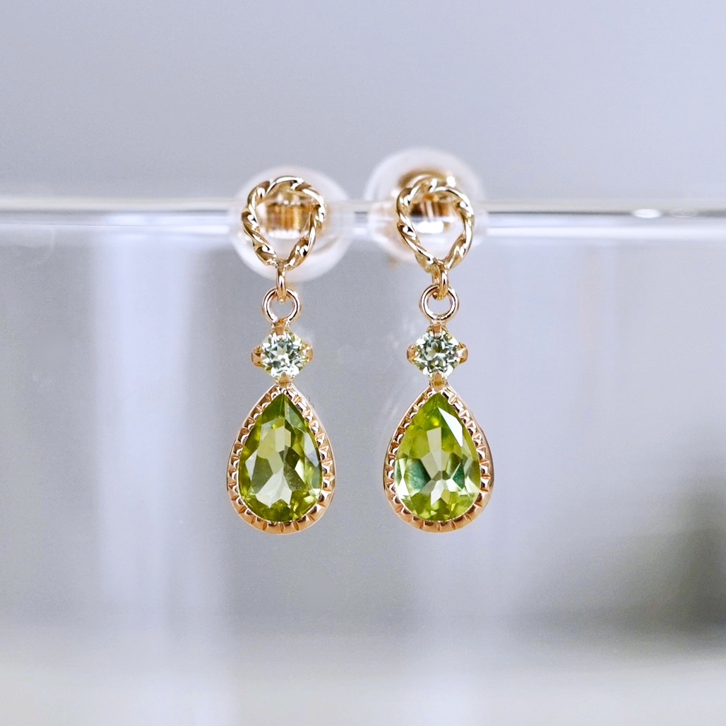 K10YG(10金) イエローゴールド 揺れる ペリドット アンティーク ピアス 保証書付 SR-2254 242-060-e