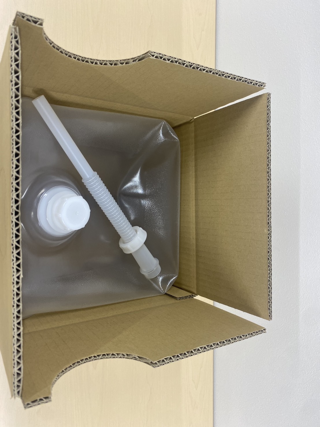 AdBlue®尿素水（BIB20L) 240-003