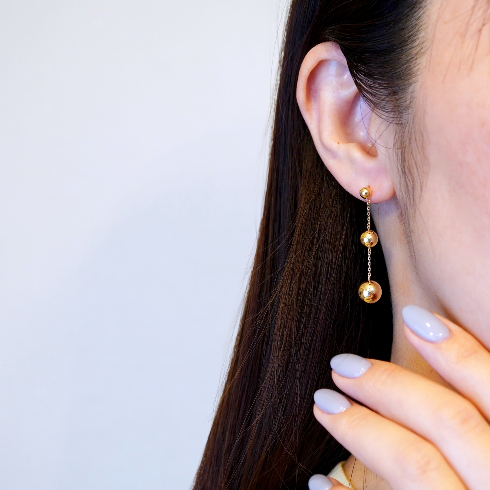 K18(18金) イエローゴールド ボール 3連 チェーン ピアス 地金 中空 保証書付 M710-1 242-039