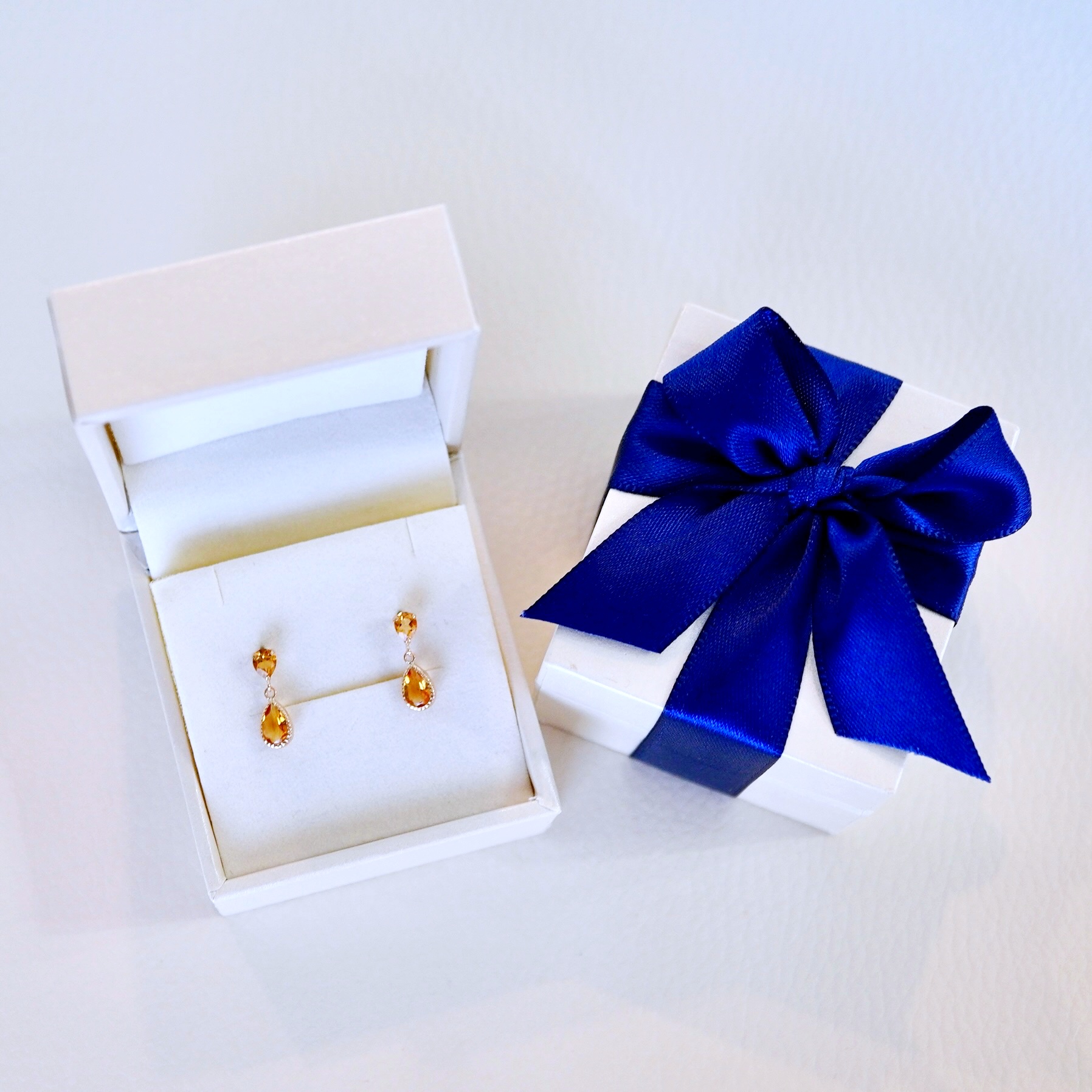 K10YG(10金) イエローゴールド 揺れる シトリン アンティーク ピアス 保証書付 SR-2261 242-050-b