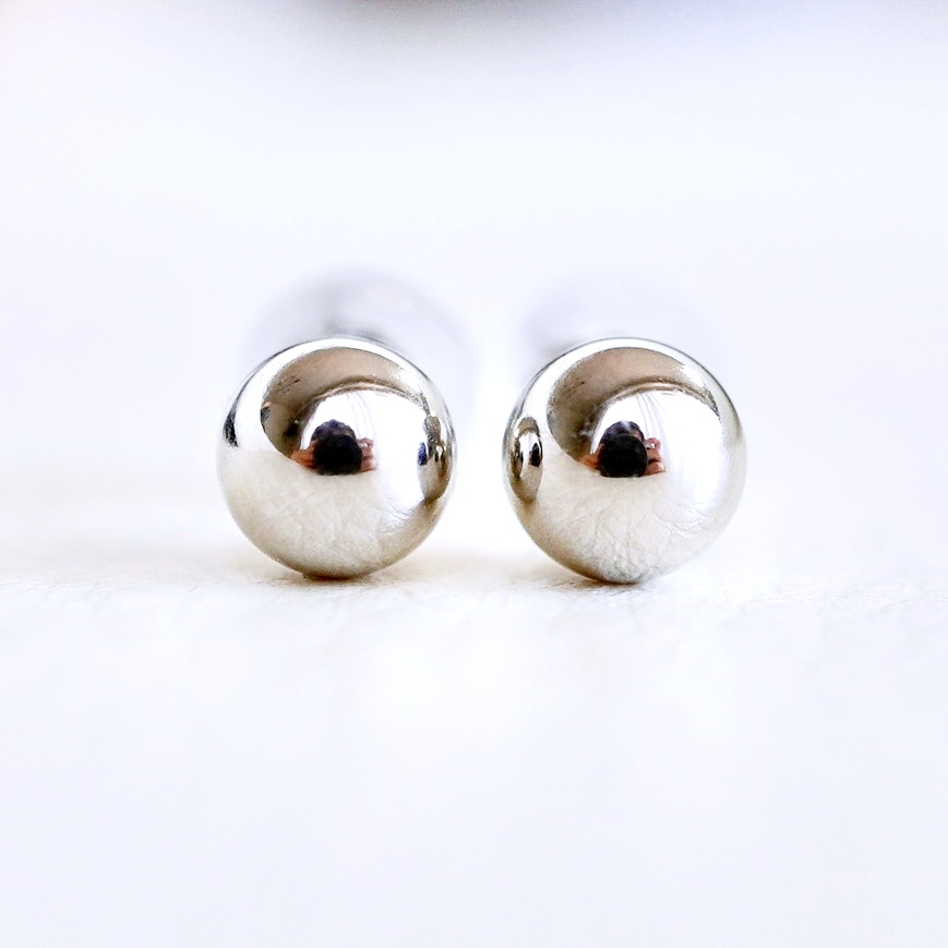 【ジュエリー】Pt900 プラチナ 地金 シンプル ボール ピアス (5mm) 保証書付 KO-0003 242-009-a