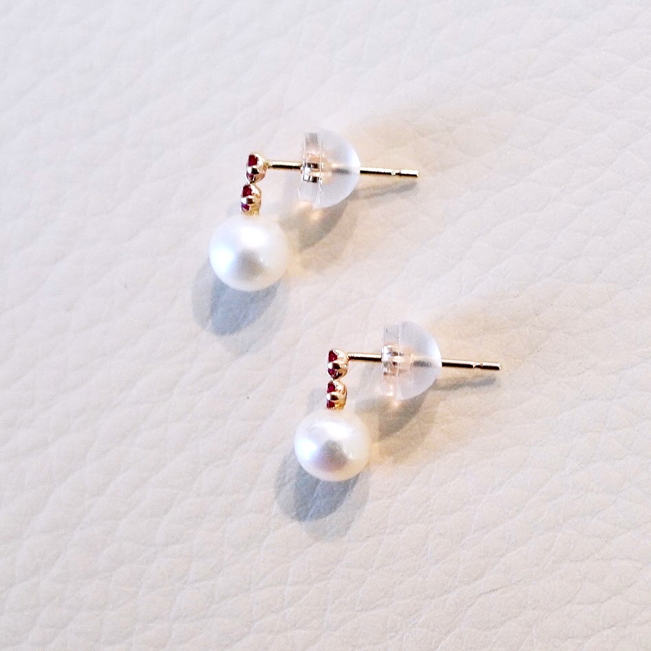 K10YG(10金) イエローゴールド パール & ルビー シンプル suスタッド ピアス 保証書付 759 242-061-a