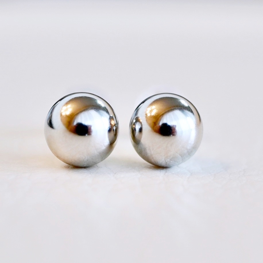【ジュエリー】Pt900 プラチナ 地金 シンプル ボール ピアス (7mm) 保証書付 KO-0033 242-011-a