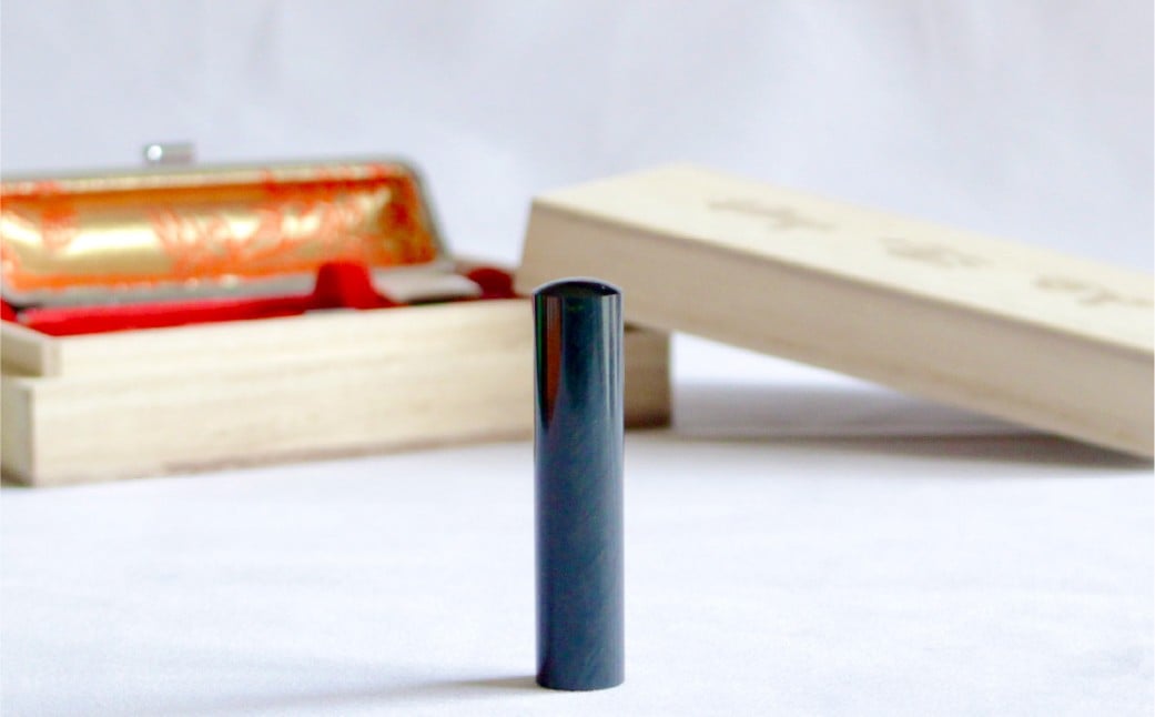 ブルータイガーアイ印鑑15mm開運吉相印 甲州印伝ケース・桐箱付 ブルータイガーアイ 青虎目石 ハンコ 判子 印鑑 実印 オーダーメイド 山梨県 身延町