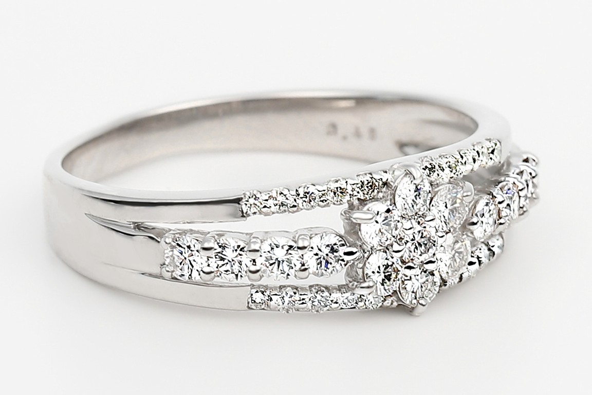 プラチナ ダイヤ リング 0.45CT R3363DI-P NSAN008