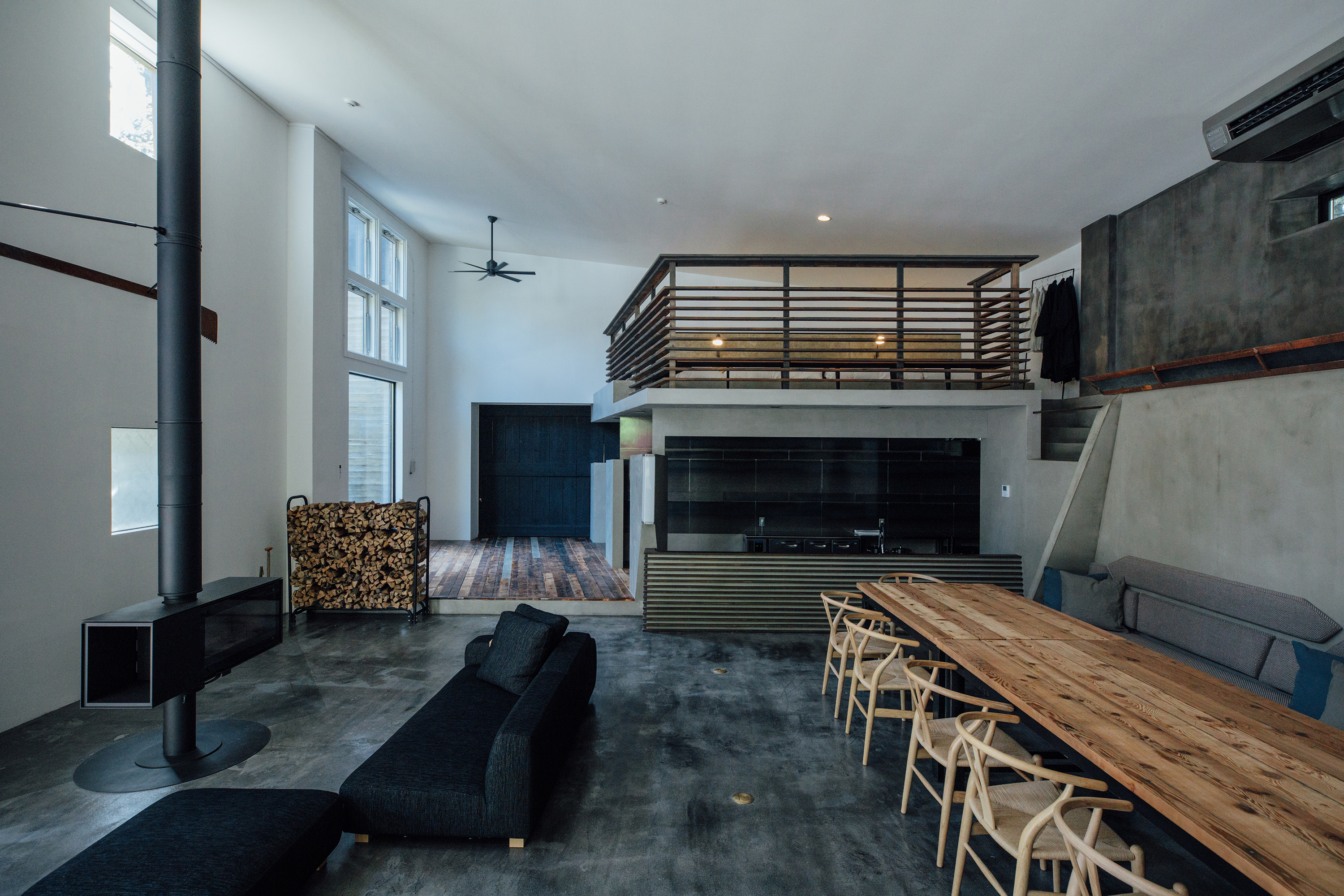 yl&Co.Hotel in Mt.Fuji 宿泊クーポンチケット200,000円 NSAI004