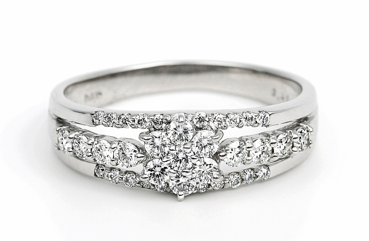 プラチナ ダイヤ リング 0.45CT R3363DI-P NSAN008