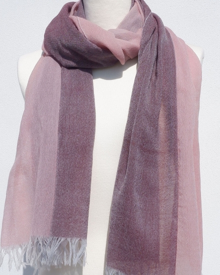 富士桜工房ウールガーゼストール「KASANE」小豆色（ペールピンク×ラセットブラウン）無縫製 二重織