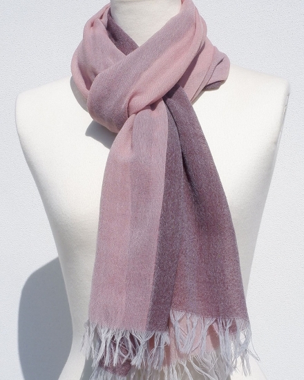 富士桜工房ウールガーゼストール「KASANE」小豆色（ペールピンク×ラセットブラウン）無縫製 二重織