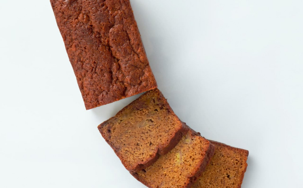 自家製 バナナ キャラメル パウンドケーキ Banana caramel poundcake（長さ約18cm/約570g）