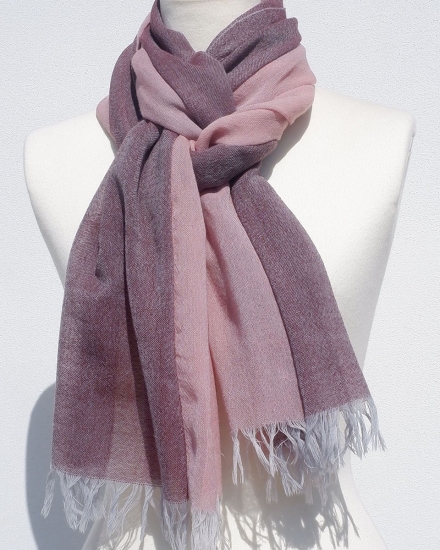 富士桜工房ウールガーゼストール「KASANE」小豆色（ペールピンク×ラセットブラウン）無縫製 二重織