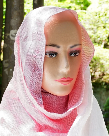 富士桜工房リネン×シルクストール「さらつや」ローズ　通気性に優れたストール！