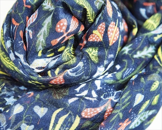 シルク×カシミアストール「ハーバリウム」ネイビー[スティグリンドベリ]（男女兼用）天然素材ストール専門店muto