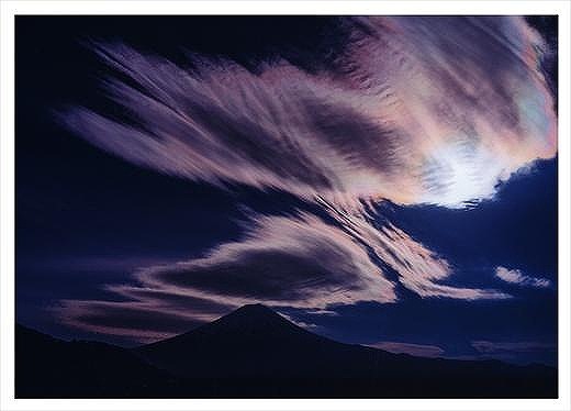 (全倍版)富士山写真大賞 額装写真「飛翔　河口湖にて」(額装サイズ約780×1050mm)