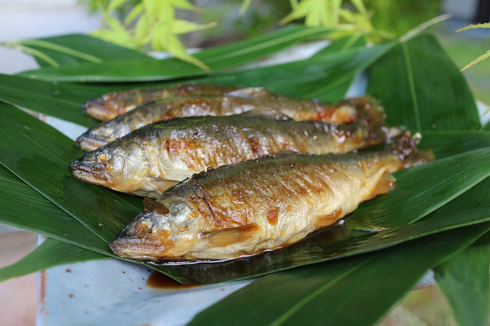 ふっくら子持ち鮎の甘露煮 【1パック１匹入り×５パック】