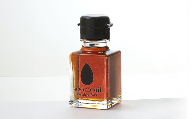 ごま油 12ヶ月連続お届け 国産ごま油 「sesame oil」～Premium Black～（50ml×6本）×12回 定期便 黒ごま油 油 調味料 長野県駒ケ根市産