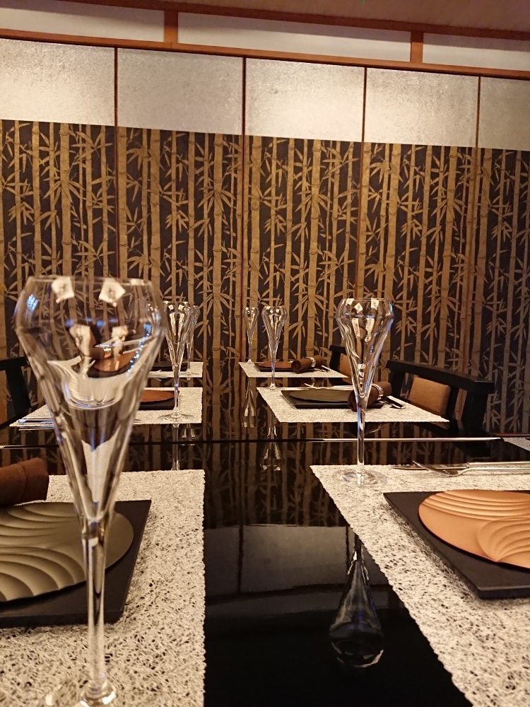 髮螟ァ縺ェ螟ァ閾ェ辟カ縺ィ譁咏炊縺ォ逋偵&繧後k譚懊ョ螳ソ縲悟ュ」貔鬥吶阪ヤ繧、繝ウ縲2蜷肴ァ伜ョソ豕雁虻 譌陦悟虻 繝√こ繝繝