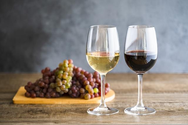 塩尻プレミアムワイン定期便【全6回】 | ワイン わいん 塩尻ワイン プレミアム 白 白ワイン 赤 赤ワイン 定期便 飲み比べ お酒 おさけ 酒 さけ メルロ シャルドネ シャトー・メルシャン 樽熟 五一わいん 幸西ワイナリー 井筒ワイン 塩尻市 長野県 信州