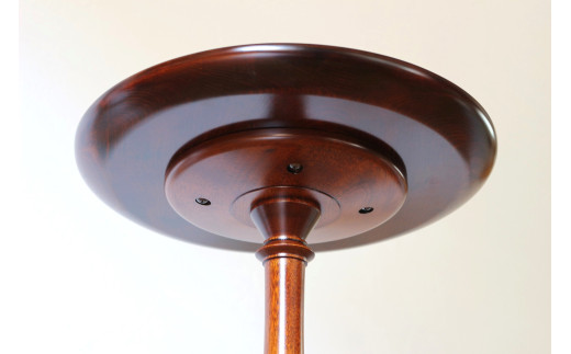 ワインテーブル ( Φ36cm 漆仕上げ ) | テーブル 家具 机 カフェテーブル キャンドルスタンド フラワースタンド 花台 スタンド 漆 すり漆 伝統工芸 漆芸 栃 トチ 樺 木材 木目 クラシカル 国産材 長野県 塩尻市