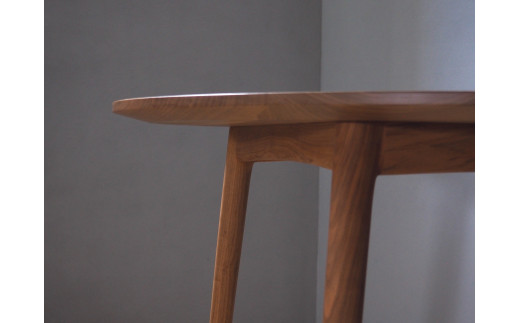 åœç£å±±æ¡ã®äžžããŒãã« ã©ãŠã³ããã€ãã³ã°ããŒãã«âªåºè·ææïŒå泚åŸãçŽ4ã¶æã»ã©ã§åºè·äºå®â« | ãã€ãã³ã°ããŒãã« äžžããŒãã« å®¶å
· ã€ã³ããªã¢ é·éç å¡©å°»åž