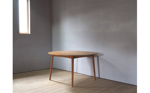 åœç£å±±æ¡ã®äžžããŒãã« ã©ãŠã³ããã€ãã³ã°ããŒãã«âªåºè·ææïŒå泚åŸãçŽ4ã¶æã»ã©ã§åºè·äºå®â« | ãã€ãã³ã°ããŒãã« äžžããŒãã« å®¶å
· ã€ã³ããªã¢ é·éç å¡©å°»åž