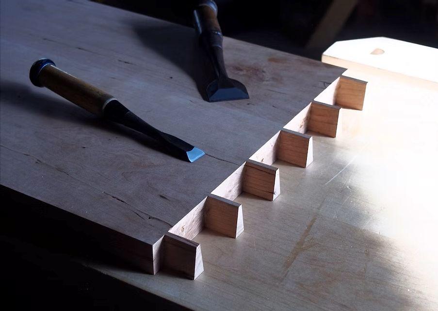 国産山桜の丸テーブル ラウンドダイニングテーブル≪出荷時期：受注後、約4ヶ月ほどで出荷予定≫ | ダイニングテーブル 丸テーブル 家具 インテリア 長野県 塩尻市