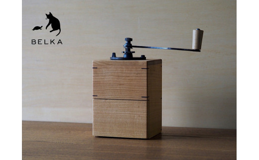 国産山桜のコーヒーミル 手打ちアイアンハンドル≪出荷時期：受注後5ケ月ほどで出荷予定≫ | 国産 山桜 コーヒーミル ミル コーヒー 珈琲 コーヒー豆 手打ちアイアンハンドル 長野県 塩尻市