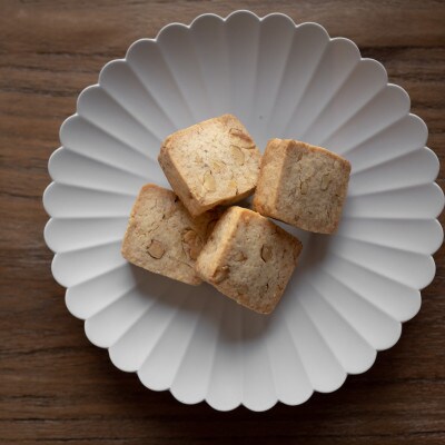 自家焙煎スペシャルティコーヒー深煎りブレンド(豆のまま)と胡桃焼き菓子のセット【1140831】