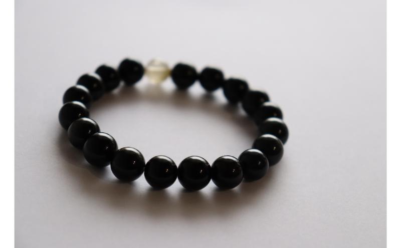 黒耀石のブレスレット（16cm） アクセサリー ファッション
