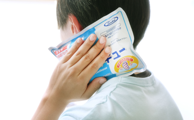 熱中症対策 クールレスキュー 6個入×2箱 冷却パック 熱中症 発熱 応急処置 瞬間冷却剤 冷却剤 瞬間 冷却 パック 叩けば冷える 暑さ対策 長時間 冷感 防災 災害 猛暑 猛暑対策 グッズ 防災グッズ 備蓄 長期保存 防災用品 非常用 備蓄用 常温保存