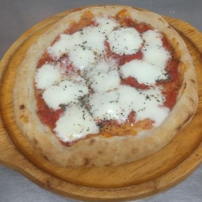 マルゲリータ　約21cm×3枚セット　高山村産小麦粉ハナマンテン100%使用の手作りピザ【配送不可地域：離島】【1726776】