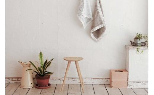 【高島屋選定品】PICOスツール ピコ | 飛騨の家具 スツール 国産材 無垢材 天然木 椅子 家具 椅子 キッチン ダイニング おしゃれ 飛騨高山【オークヴィレッジ】ATOV008