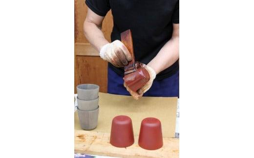 【オークヴィレッジ】URUSHI CUPペアセット（黒色漆＆あずき色漆）〔国産材 木製食器〕| ギフトラッピング対応 カップ ペア コップ キッチン インテリア 雑貨 オークヴィレッジ AH065