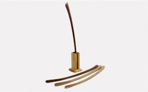 【高島屋選定品】靴べらセット ロング スタンド付き | スタンド 木製 靴べらロング  天然木 シンプル 新築祝い   シューホーン 便利グッズ 普段使い 実用的 モダン 雉子舎 飛騨高山 ATKJ040