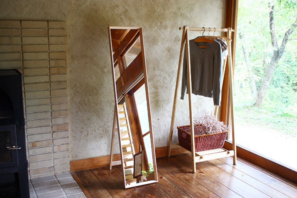  オークヴィレッジ  スタンドミラー〔国産材　木製家具〕 木工製品 飛騨の家具 全身鏡 姿見 鏡 ミラー　  無垢 木製 TR4045