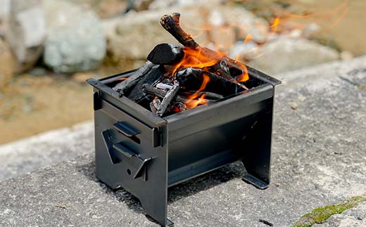 ミニコン炉S（黒皮）＆厚板鉄板 ソロキャン用（スクレーパー、巾着袋付き）のセット F4N-2344