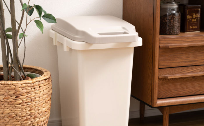 臭いが漏れないゴミ箱 33リットル 2個組 / ダストボックス ゴミ箱 ごみ箱 / 恵那市 / 東谷株式会社 明智流通センター [AUAD079]