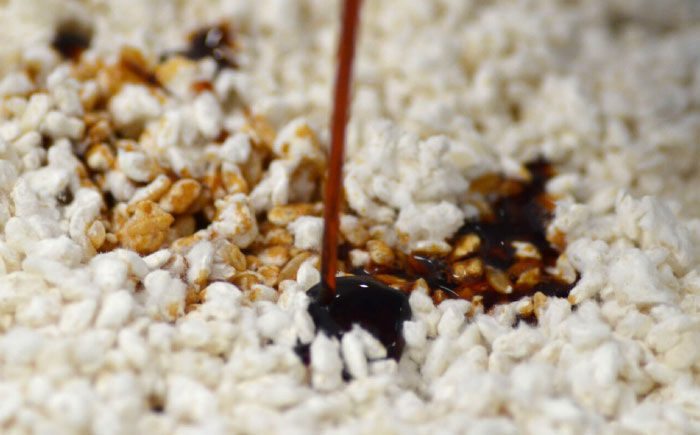 生しょうゆ麹　5個セット（長熟弐年醤油と地元産コシヒカリの手作り麹使用）/ 醤油 麹 調味料 / 恵那市 / マルコ醸造 [AUCT006]