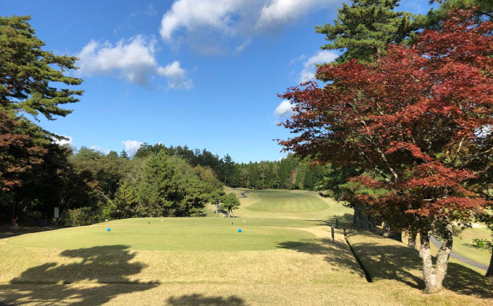 明智ゴルフ場利用券【9,000円分】 / ゴルフ ゴルフ場 GOLF チケット 体験 利用券 利用料 / 恵那市 / 明智ゴルフ倶楽部 [AUDE007]