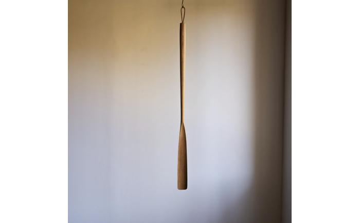 【受注生産】靴べら ブラックチェリー/oil finish(ラタン巻き) / 靴ベラ 靴べら 木製 ラタン ナチュラル 雑貨 靴 使いやすい おしゃれ インテリア 木目調 デザイン ギフト 贈答 / 恵那市 / ROYAL STAGE [AUEB045]