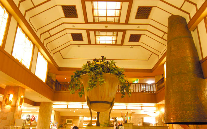 ゴルフ場・宿泊施設 利用券3,000円分 / ゴルフ 宿泊 利用券 旅行 宿泊券 / 恵那市 / メダリオン・ベルグラビアリゾート [AUDN001]