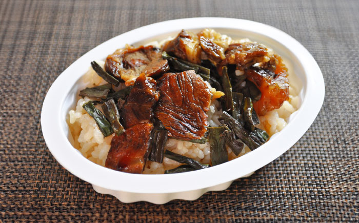 松阪牛ひつまぶし 1人前×4個セット レトルト タレと山椒の小袋付き 牛肉 ご飯 保存食 恵那市 / テンポイント [AUEU035]