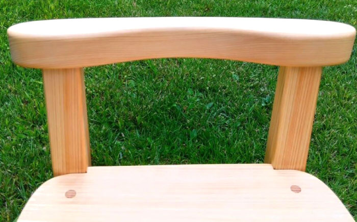 幼児から大人まで使える 子供いす (4本足タイプ) / イス 椅子 いす ひのき ヒノキ 檜 桧 / 恵那市 / はせ工房 [AUCH008]